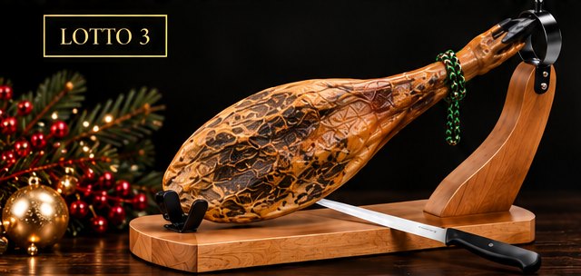 Lotto 3 Collezione Natale 2026: prosciutto 50% ibérico de cebo de campo con morsa e coltello